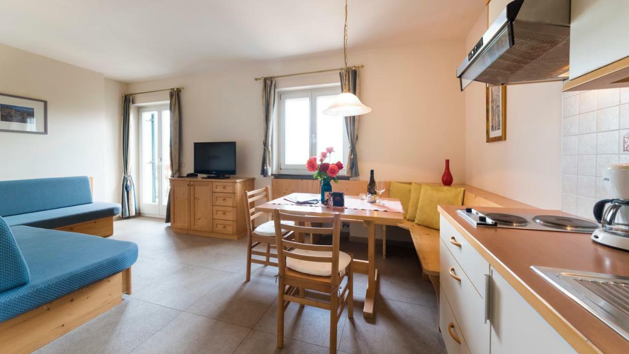 Hotel Weingut Klosterhof 卡尔达罗 外观 照片