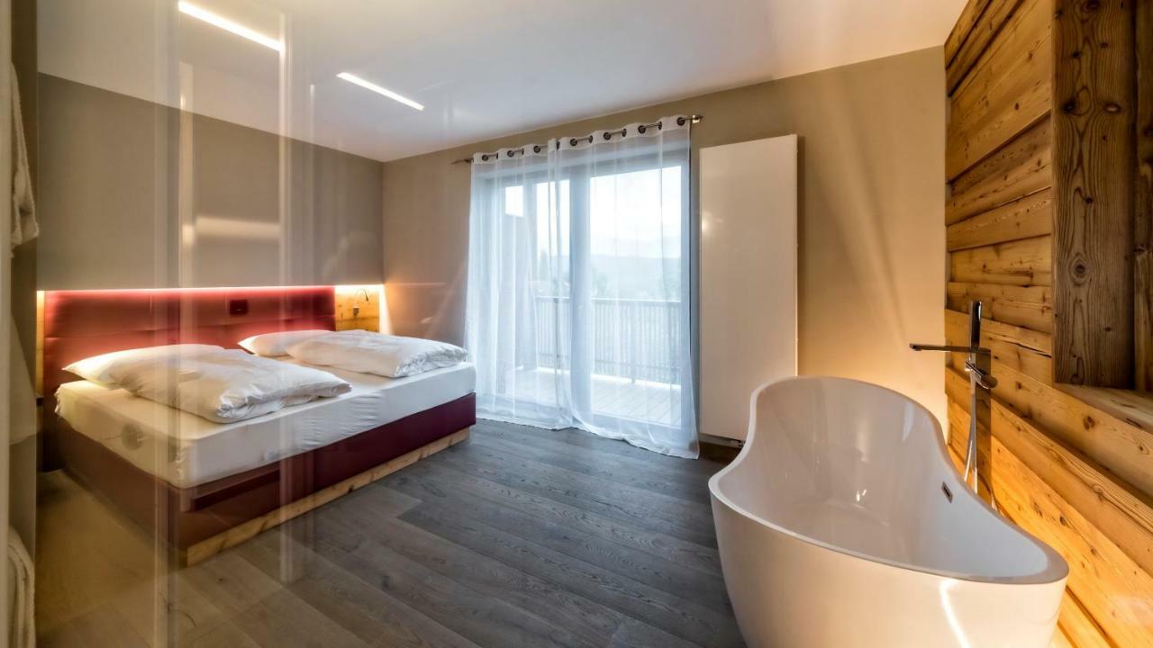 Hotel Weingut Klosterhof 卡尔达罗 外观 照片